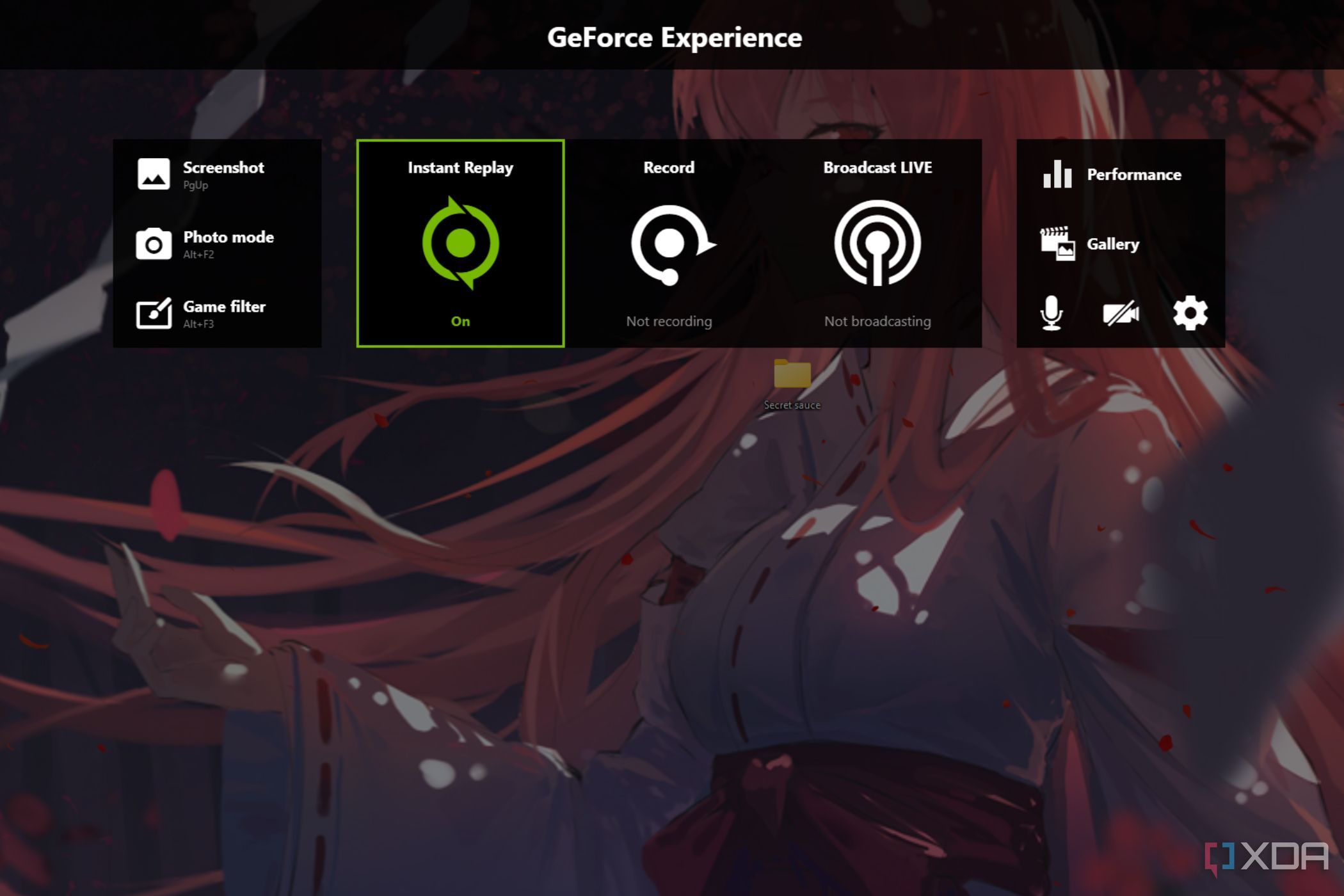 Снимок экрана, показывающий наложение Nvidia GeForce Experience поверх обоев на рабочем столе Windows 11.