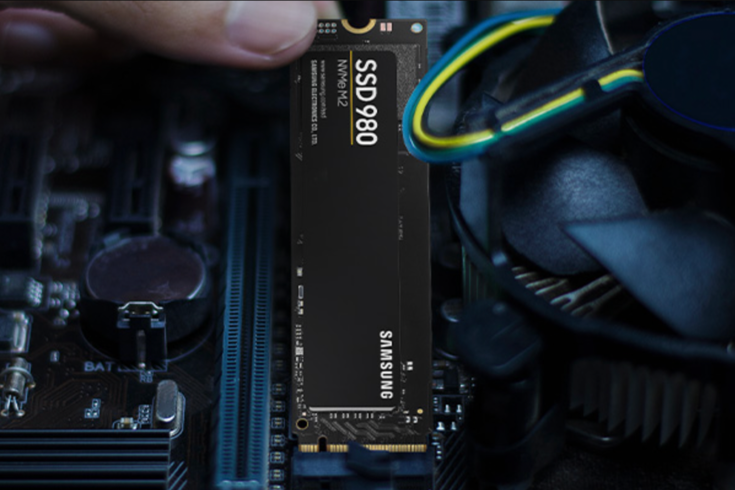 SSD Samsung 980 установлен в слот 