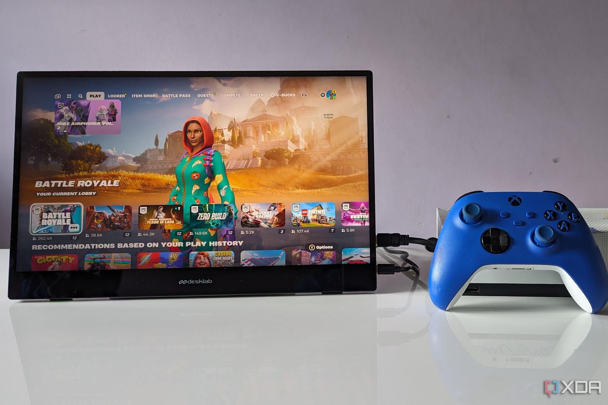 портативный монитор Desklabs на Xbox, игра в Fortnite