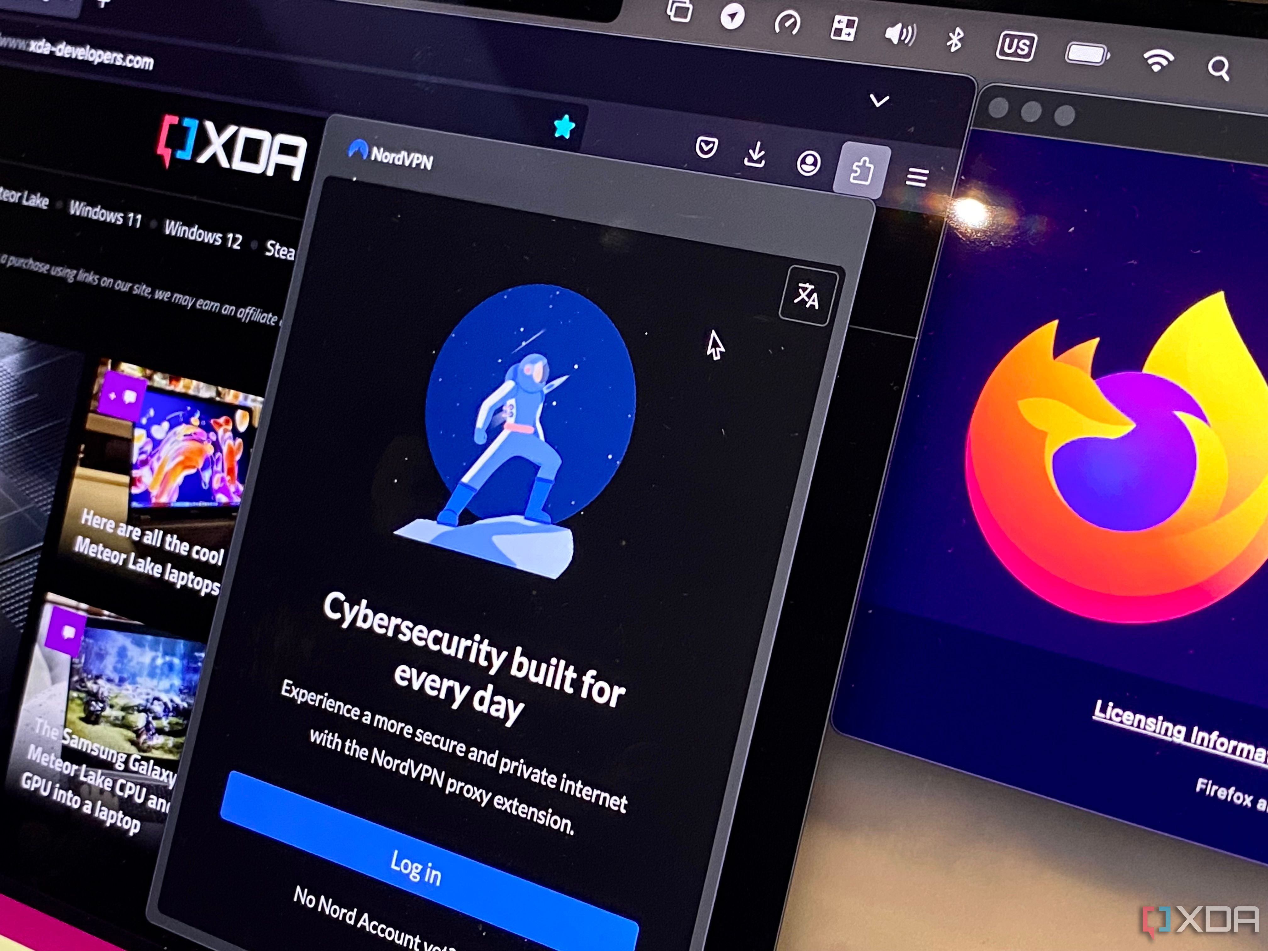 Дополнение NordVPN для Firefox отображает главный экран входа в систему на Mac.