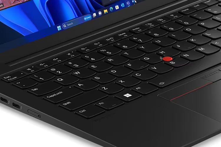 Lenovo ThinkPad X1 Carbon (12-е поколение)